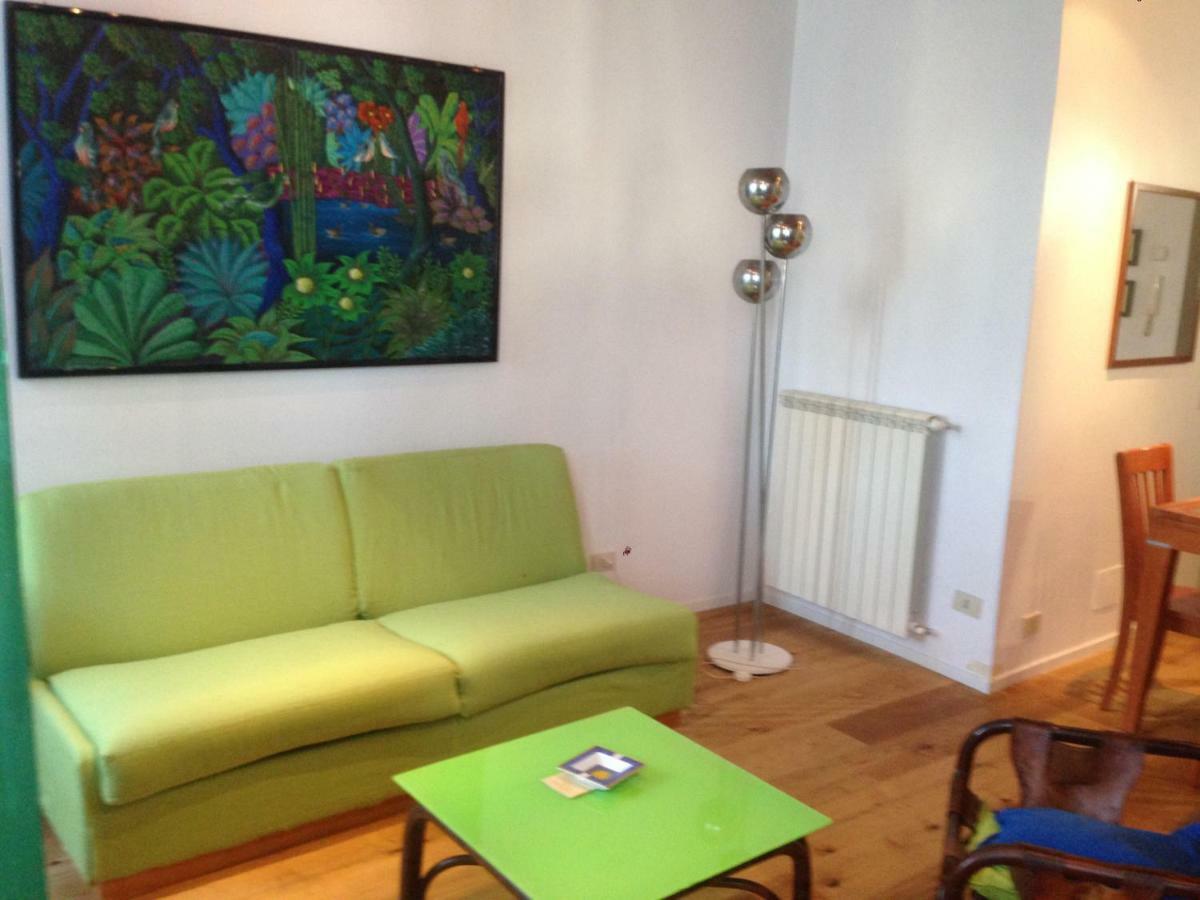 The Blu And Green Apartment Roma Eksteriør bilde